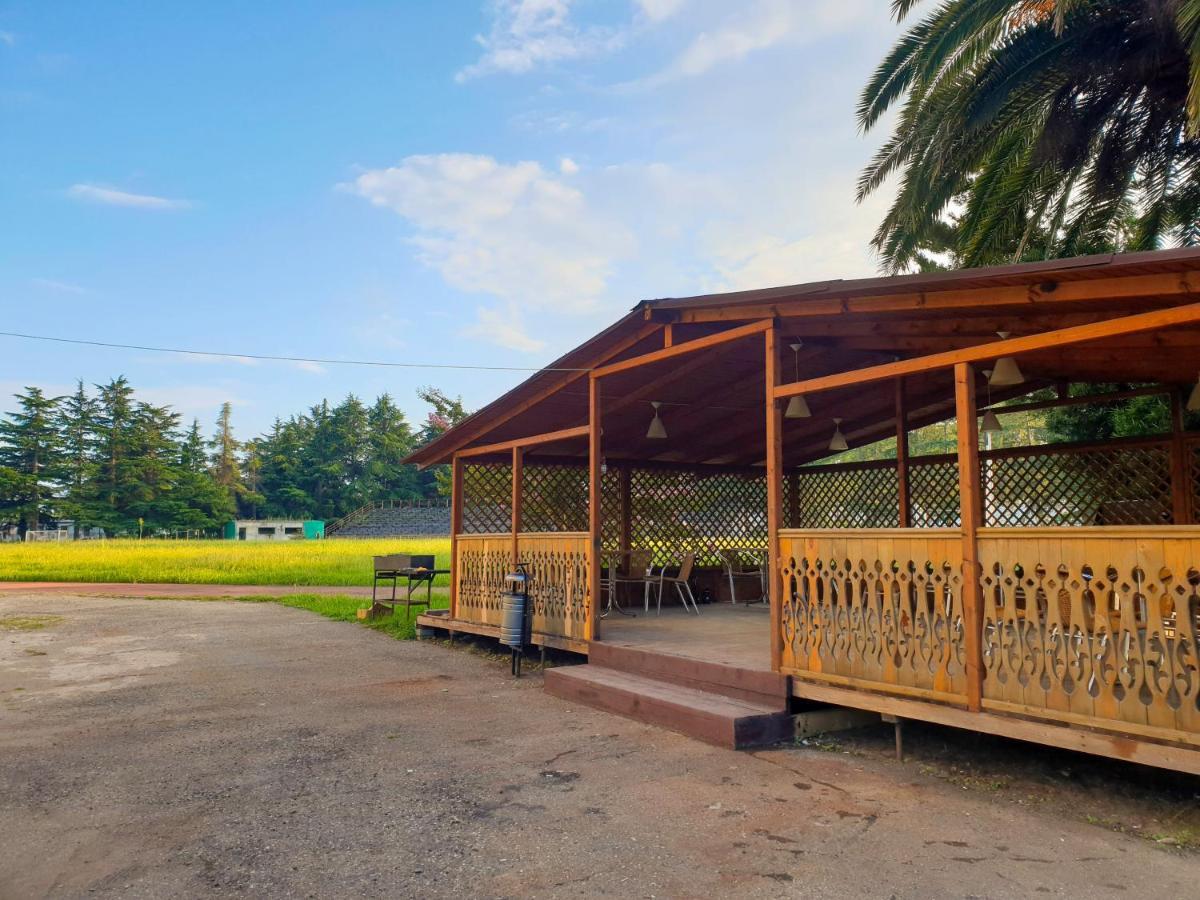 Парк-Отель Олимп Pizunda Exterior foto